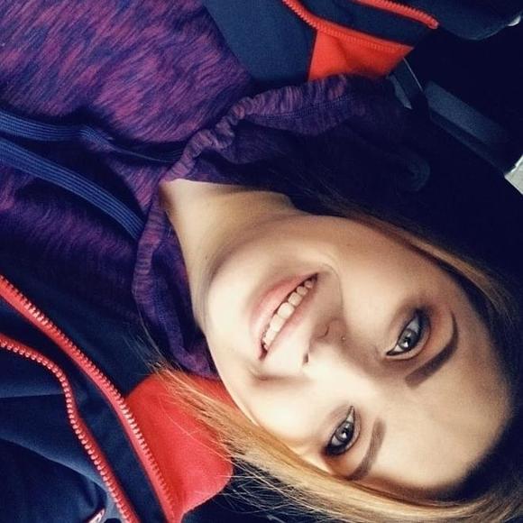 Meet your Posher, Marissa - Picture 1 of 1